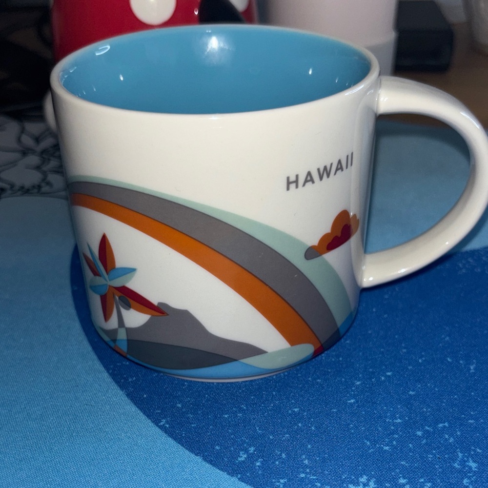 Starbucks You are Here Collection Hawaii Mug Pre Loved - Picture 2 of 6